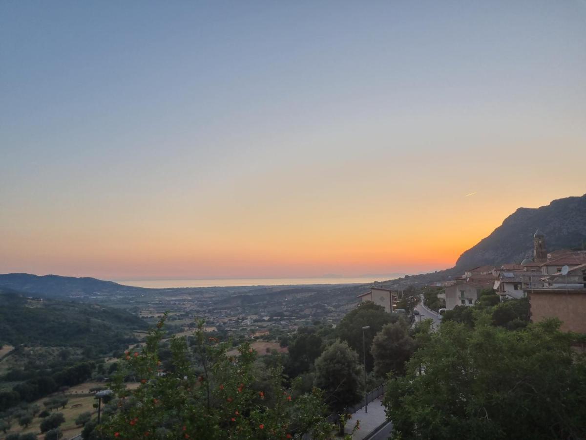 La Dimora Del Duca Classic Giungano Bagian luar foto